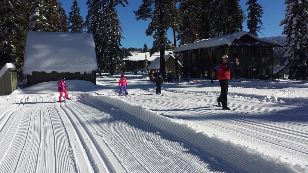 Montecito Sequoia Lodge Wilsonia ภายนอก รูปภาพ